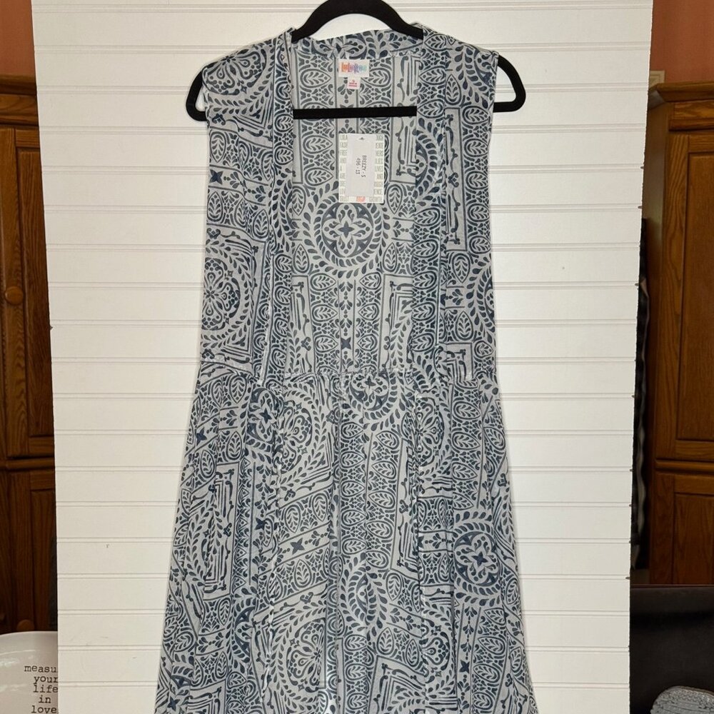Lularoe- Breezy